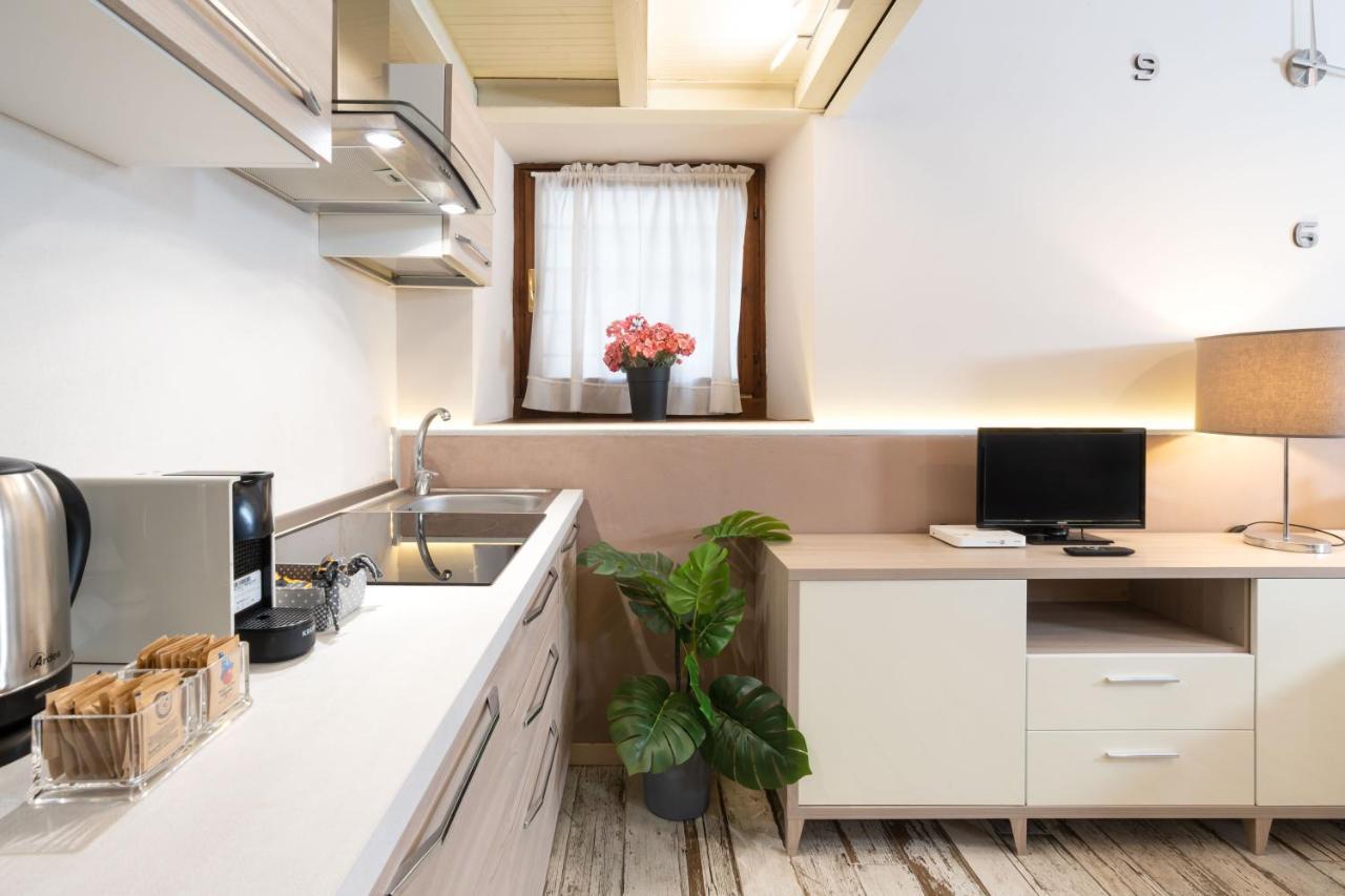 Romeo And Juliet Apartments Verona Buitenkant foto