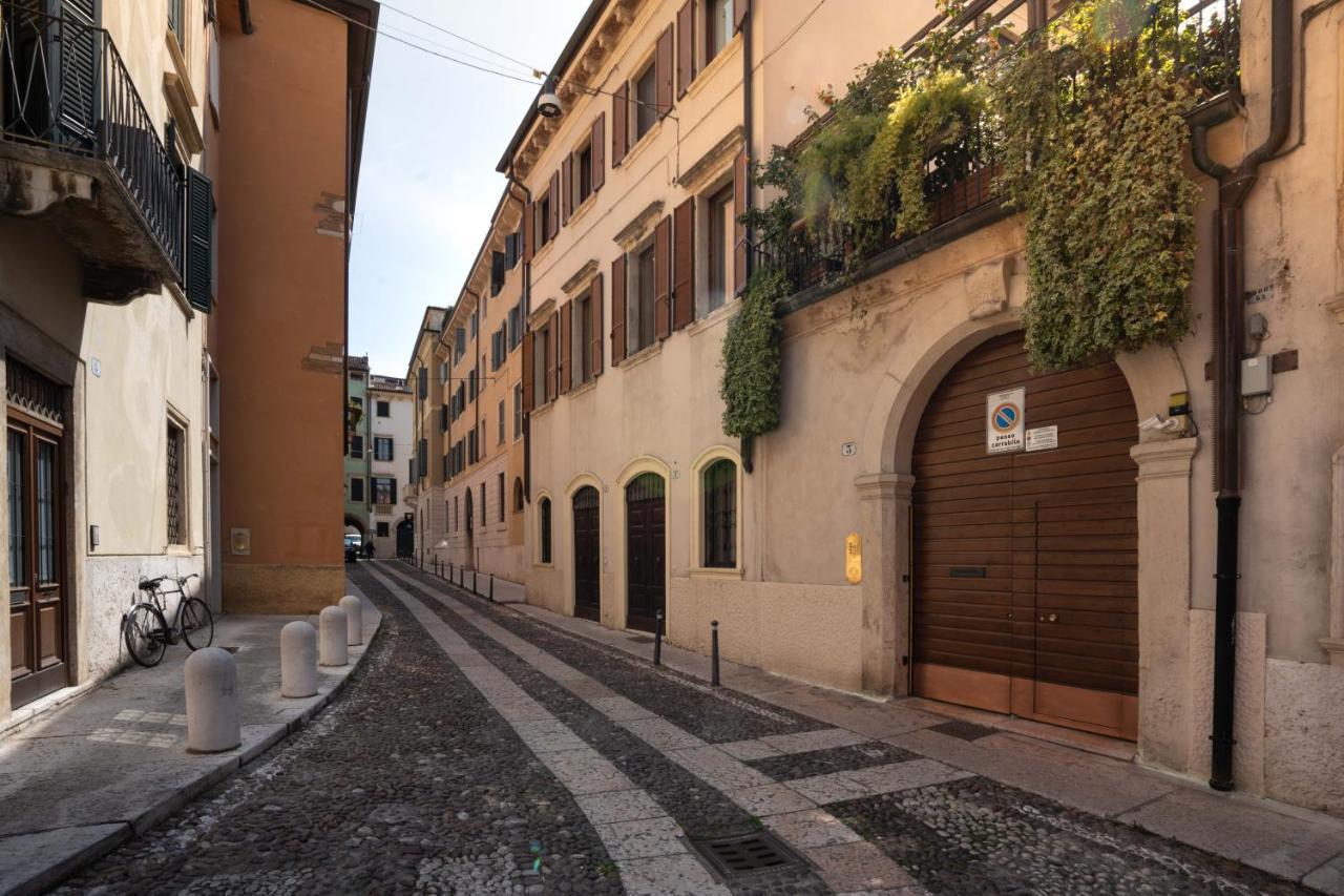 Romeo And Juliet Apartments Verona Buitenkant foto